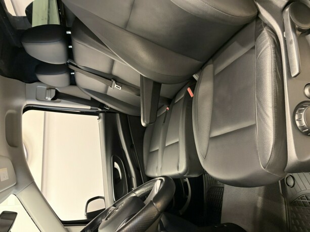 mercedes-benz-vito-diesel-2020-big-5