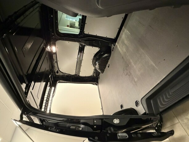 mercedes-benz-vito-diesel-2020-big-20