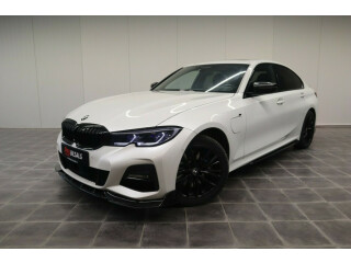 BMW | 3-serie | Elektrisitet+bensin | 2021