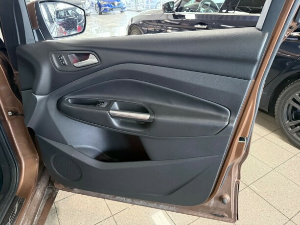 ford-kuga-diesel-2014-big-25