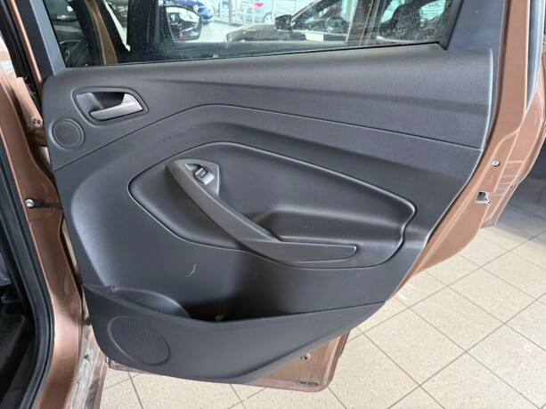 ford-kuga-diesel-2014-big-29