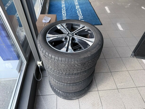 nissan-leaf-elektrisitet-2018-big-36