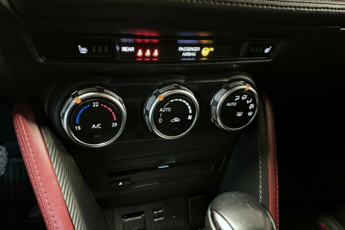 mazda-cx-3-bensin-2017-big-23