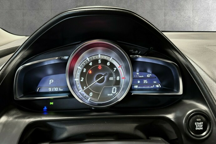 mazda-cx-3-bensin-2017-big-24