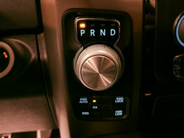 dodge-ram-bensin-2015-big-32