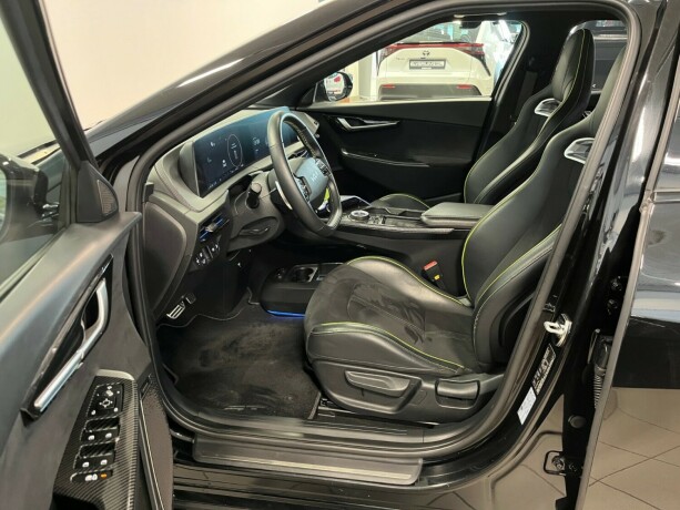 kia-ev6-elektrisitet-2023-big-18