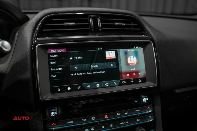 jaguar-f-pace-diesel-2018-big-45