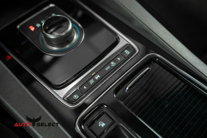 jaguar-f-pace-diesel-2018-big-38