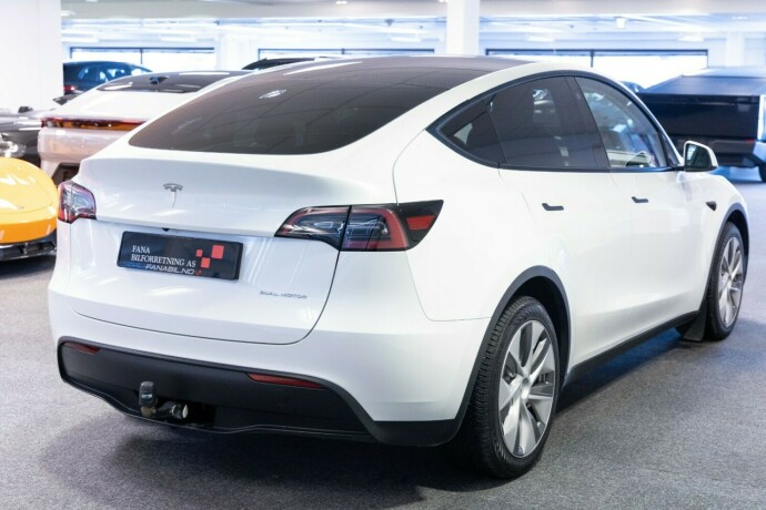 tesla-model-y-elektrisitet-2023-big-2