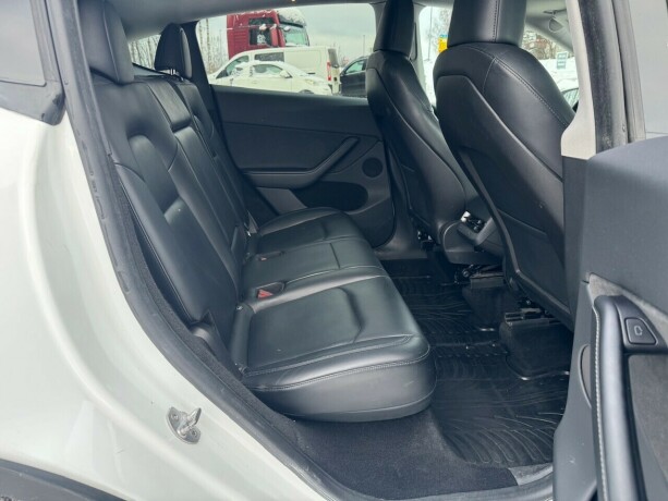 tesla-model-y-elektrisitet-2023-big-12