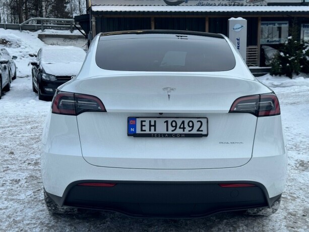 tesla-model-y-elektrisitet-2023-big-5