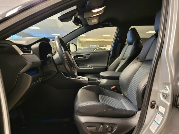 toyota-rav4-elektrisitetbensin-2020-big-21