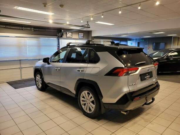 toyota-rav4-elektrisitetbensin-2020-big-7