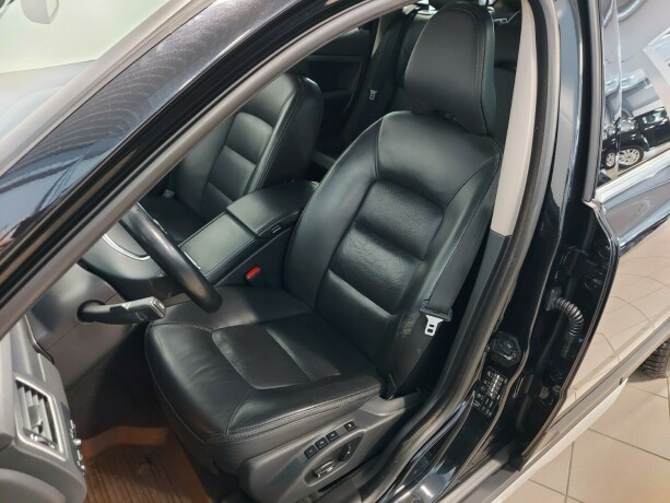 volvo-xc-70-diesel-2011-big-19