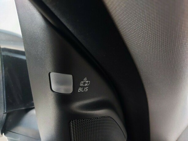 volvo-xc-70-diesel-2011-big-40