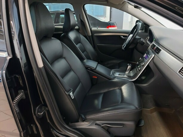 volvo-xc-70-diesel-2011-big-22