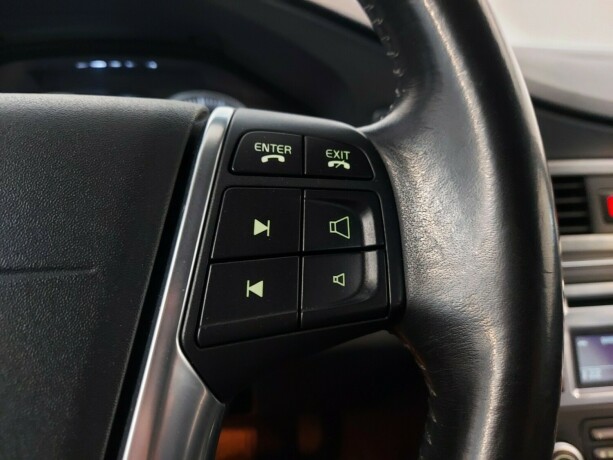 volvo-xc-70-diesel-2011-big-33