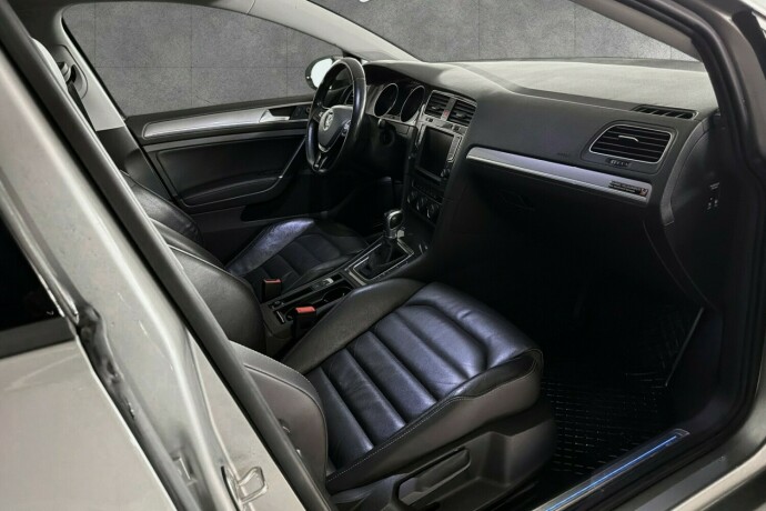 volkswagen-golf-elektrisitet-2017-big-22