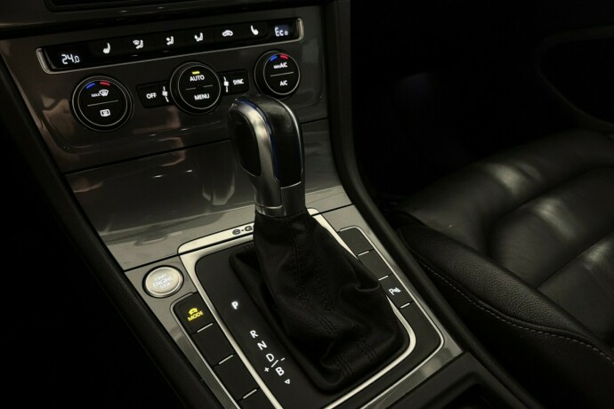 volkswagen-golf-elektrisitet-2017-big-17