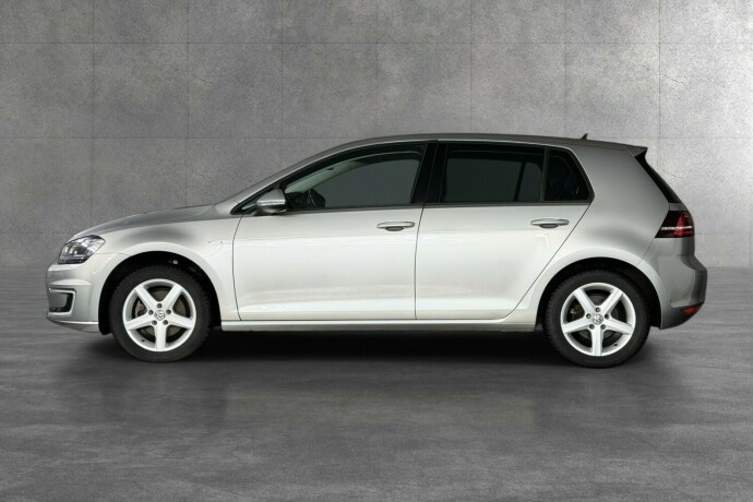 volkswagen-golf-elektrisitet-2017-big-1
