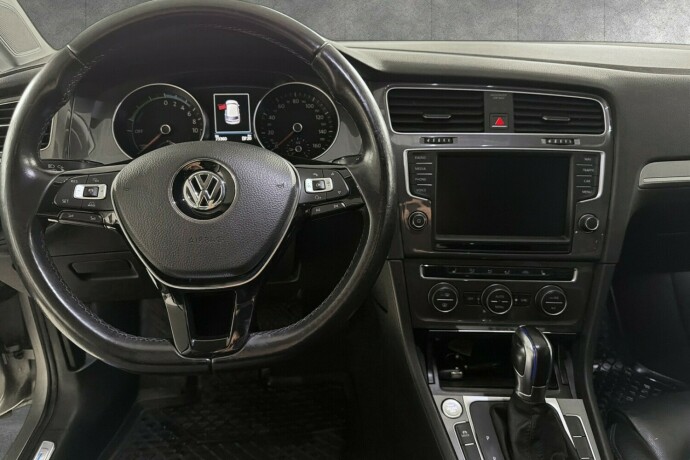 volkswagen-golf-elektrisitet-2017-big-9