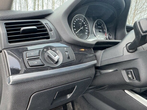 bmw-x3-diesel-2012-big-17