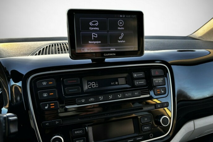 volkswagen-up-elektrisitet-2014-big-18