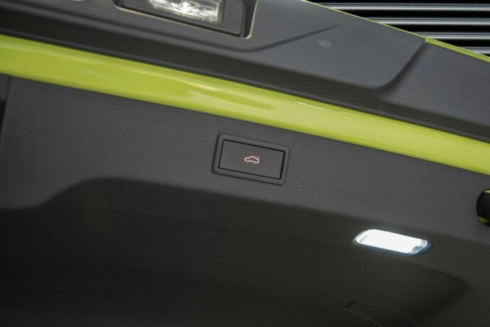 skoda-enyaq-rs-elektrisitet-2022-big-23