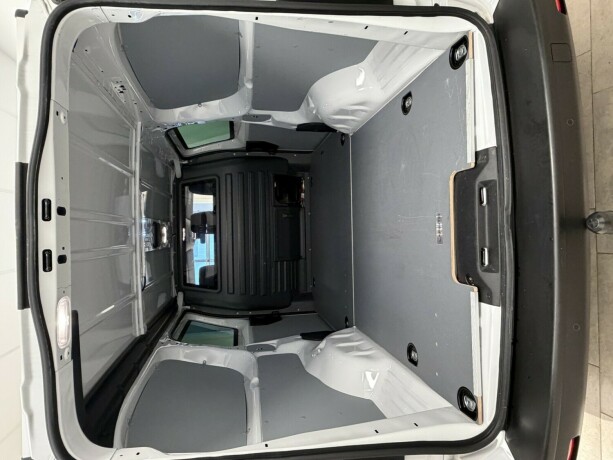 citroen-jumpy-diesel-2023-big-23