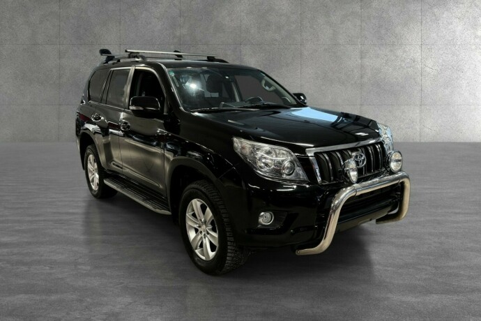 toyota-land-cruiser-diesel-2010-big-6