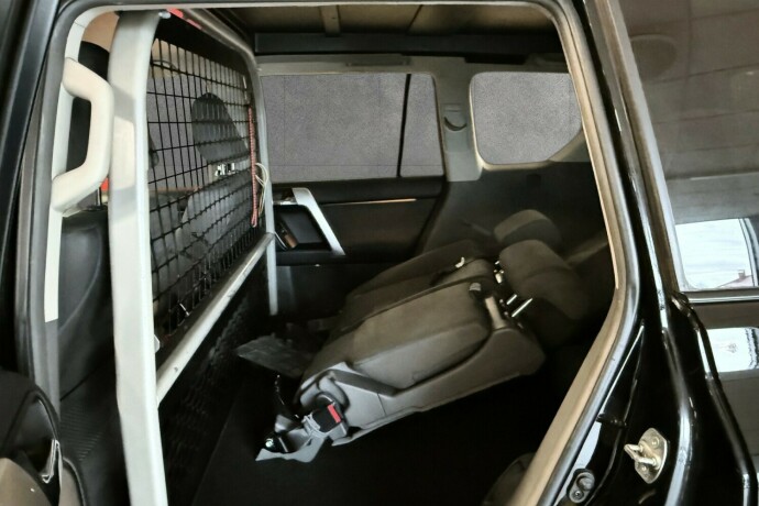 toyota-land-cruiser-diesel-2010-big-22