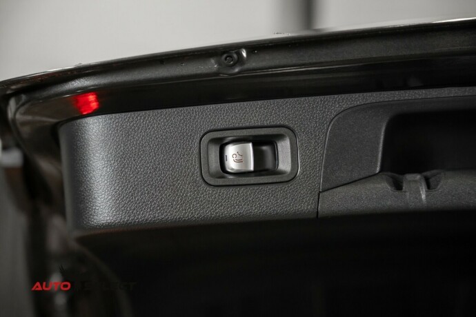 mercedes-benz-glc-elektrisitetdiesel-2022-big-13