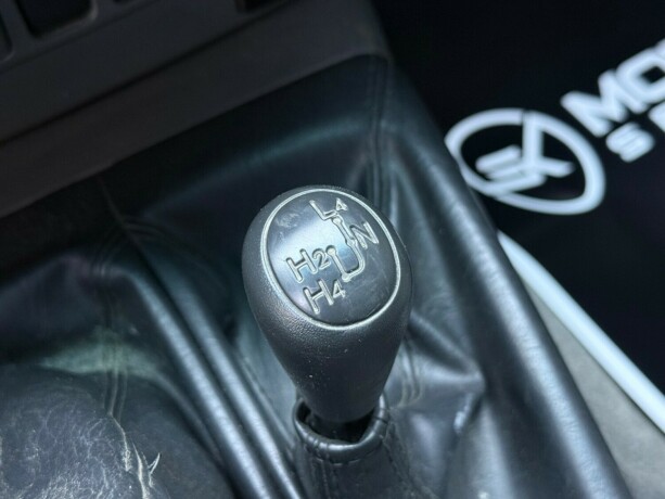 toyota-hilux-diesel-2012-big-23