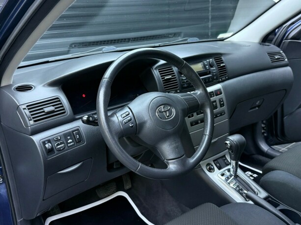 toyota-corolla-bensin-2005-big-10