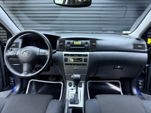 toyota-corolla-bensin-2005-big-9