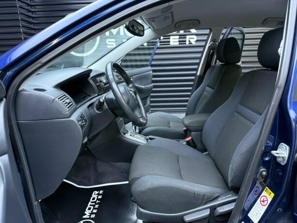 toyota-corolla-bensin-2005-big-20