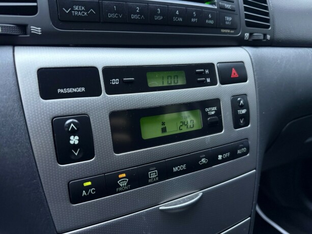 toyota-corolla-bensin-2005-big-17