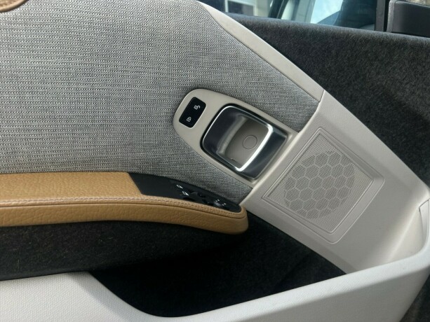 bmw-i3-elektrisitet-2014-big-23