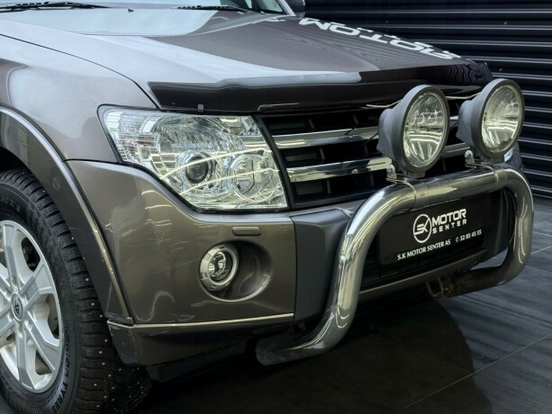 mitsubishi-pajero-diesel-2011-big-2
