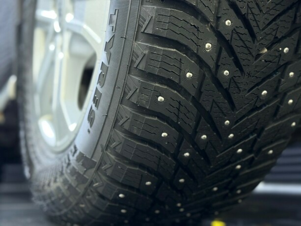 mitsubishi-pajero-diesel-2011-big-8