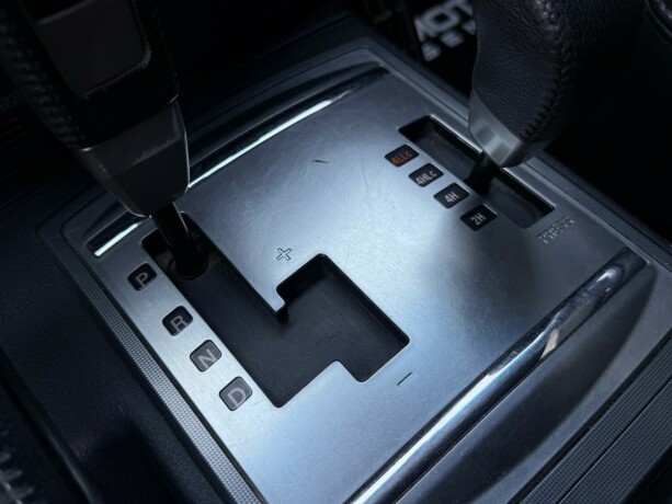 mitsubishi-pajero-diesel-2011-big-25