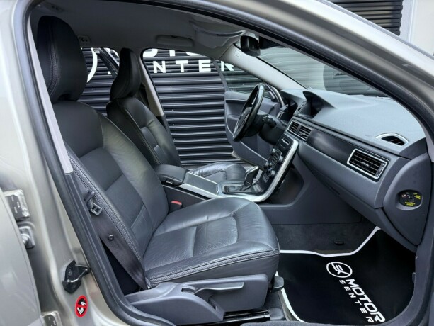 volvo-xc-70-diesel-2013-big-25