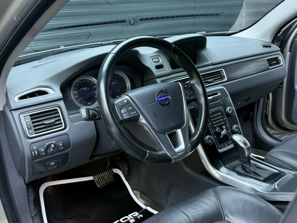 volvo-xc-70-diesel-2013-big-10