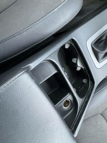 volvo-v70-diesel-2010-big-14