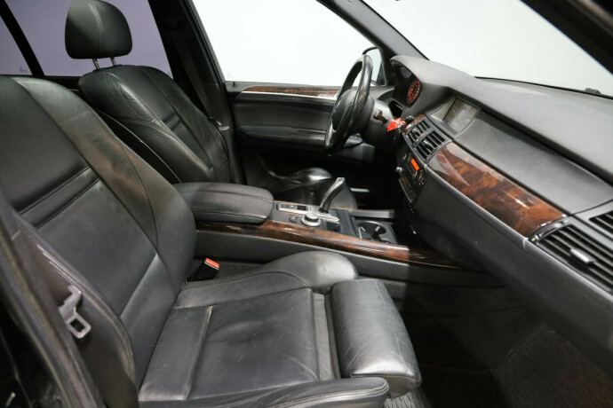 bmw-x5-diesel-2007-big-10