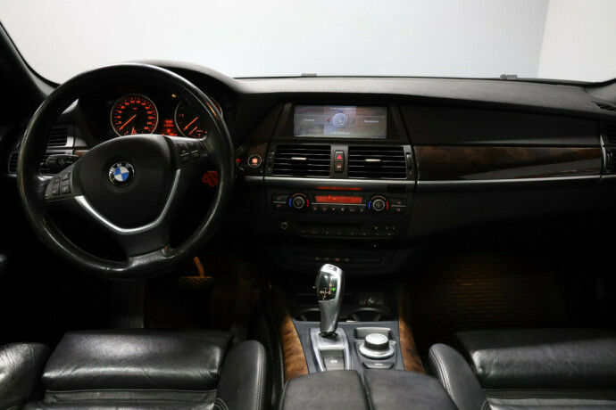 bmw-x5-diesel-2007-big-8