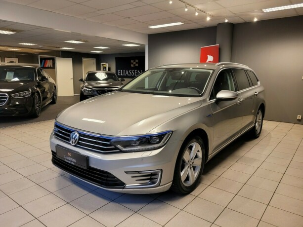 volkswagen-passat-elektrisitetbensin-2017-big-8