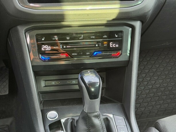 volkswagen-tiguan-elektrisitetbensin-2021-big-10