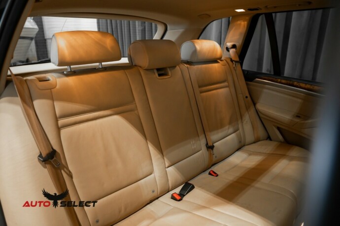 bmw-x5-diesel-2010-big-14