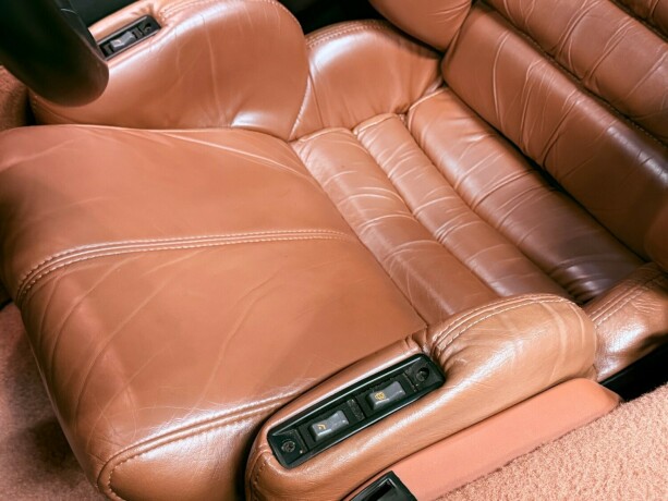 chevrolet-corvette-bensin-1990-big-23